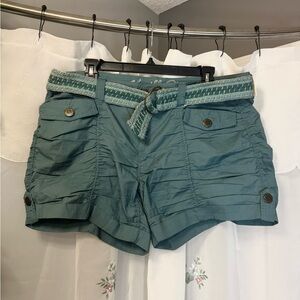 Vintage Y2K blue cargo shorts with fabric belt by Vanilla Star